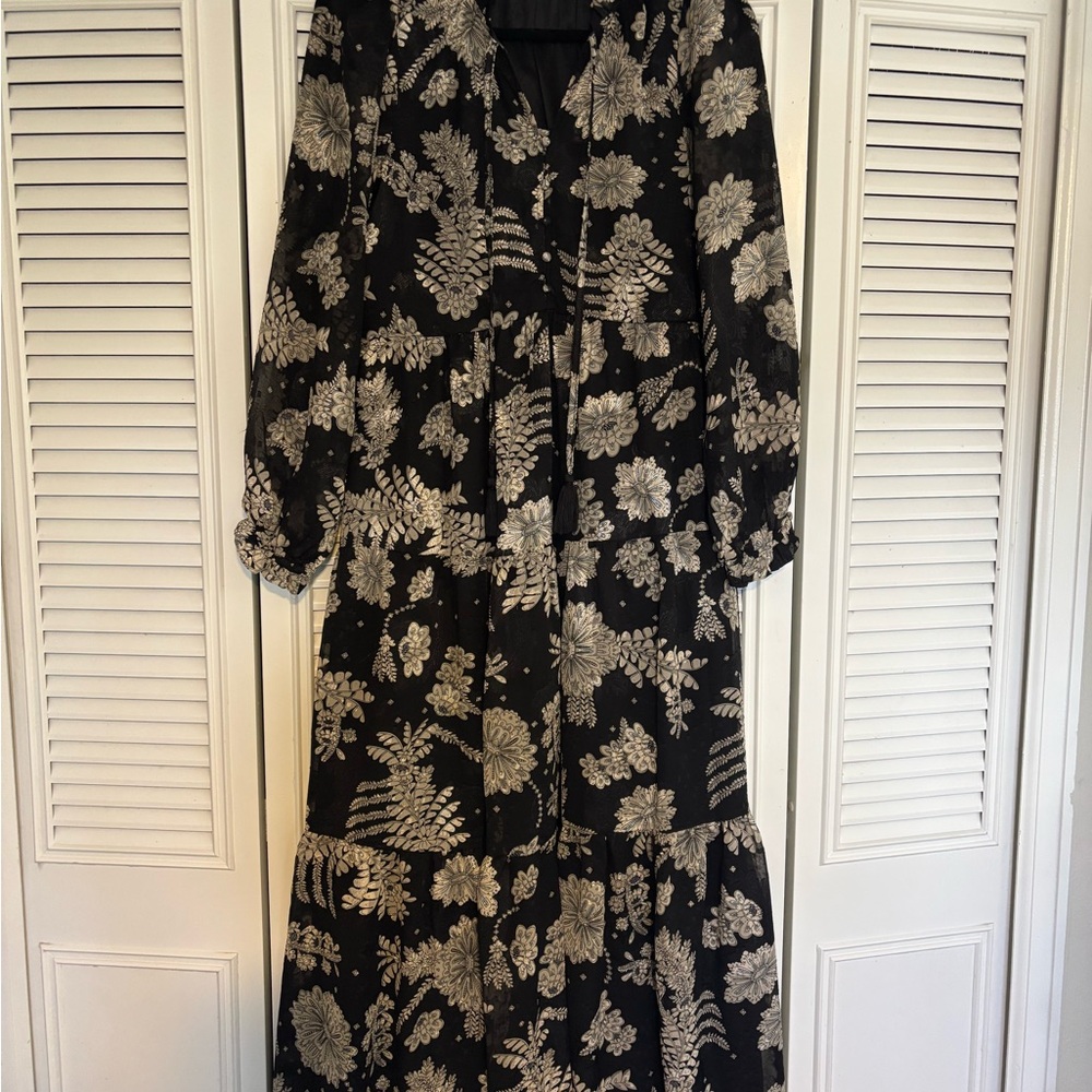 Polagram Black and Cream Floral Long Sleeve Dress